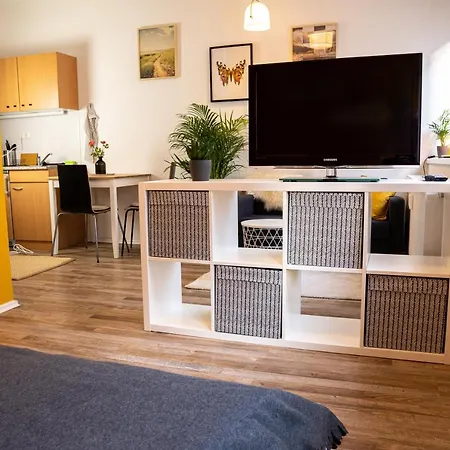 Apartment Full House - Orange - Netflix, Wifi Inkl Magdeburg