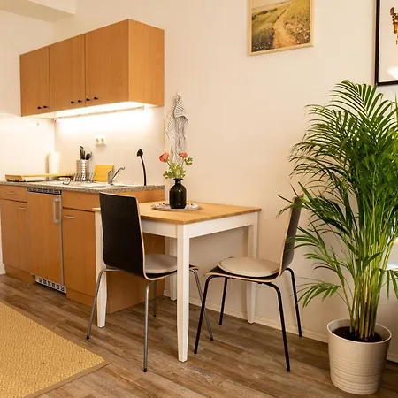 Apartment Full House - Orange - Netflix, Wifi Inkl